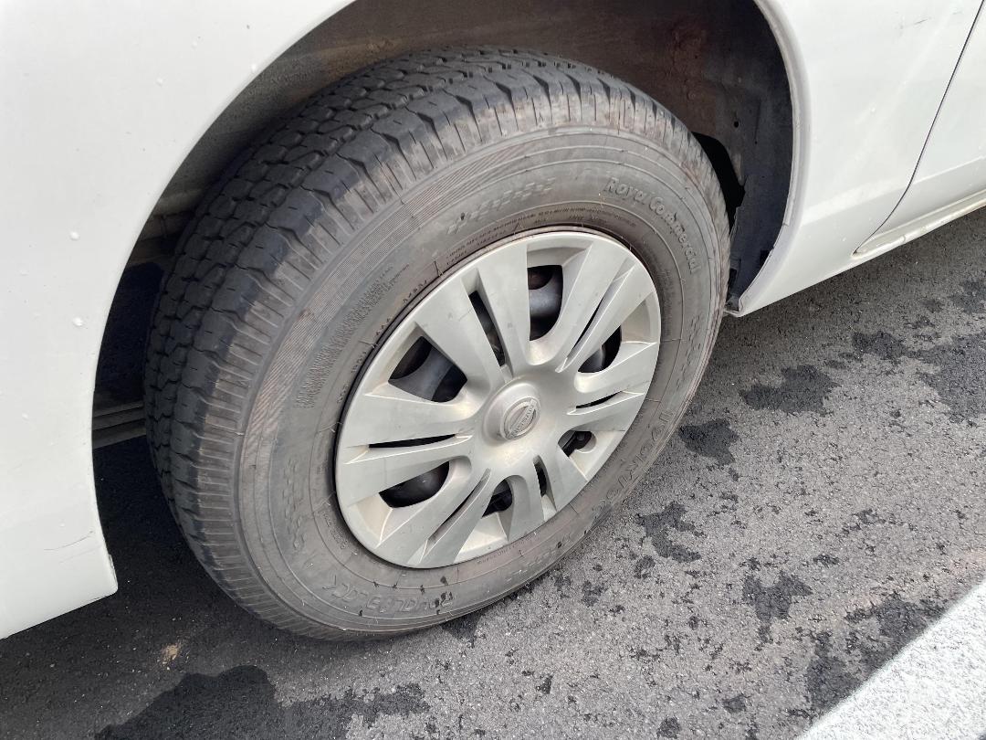 Photo '8' of Nissan NV350 Caravan Photo '8' of Nissan NV350 Caravan