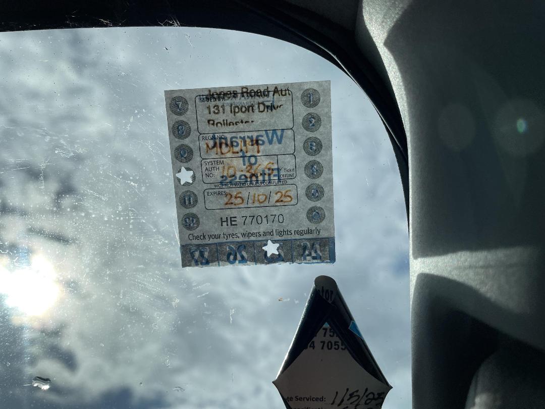 Photo '18' of Nissan NV350 Caravan Photo '18' of Nissan NV350 Caravan