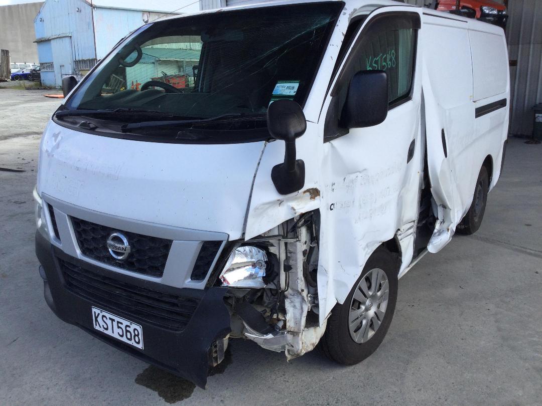 Photo '3' of Nissan NV350 Caravan Photo '3' of Nissan NV350 Caravan