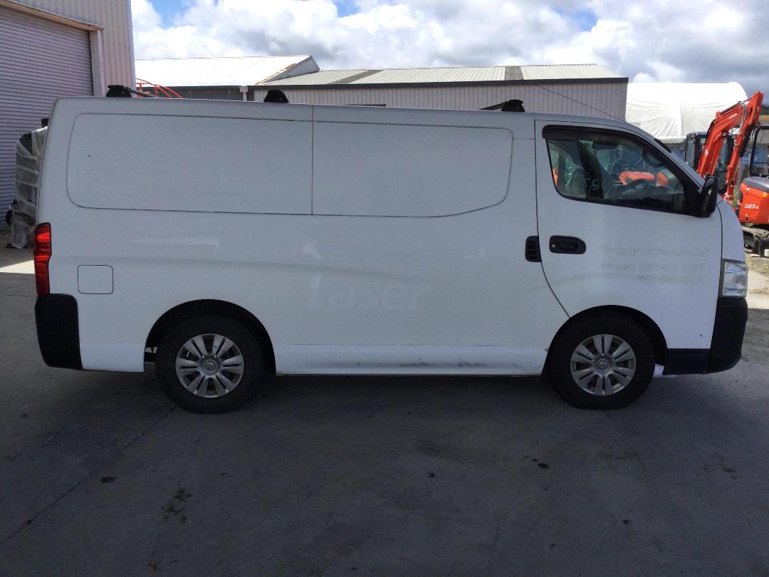 Photo '8' of Nissan NV350 Caravan Photo '8' of Nissan NV350 Caravan