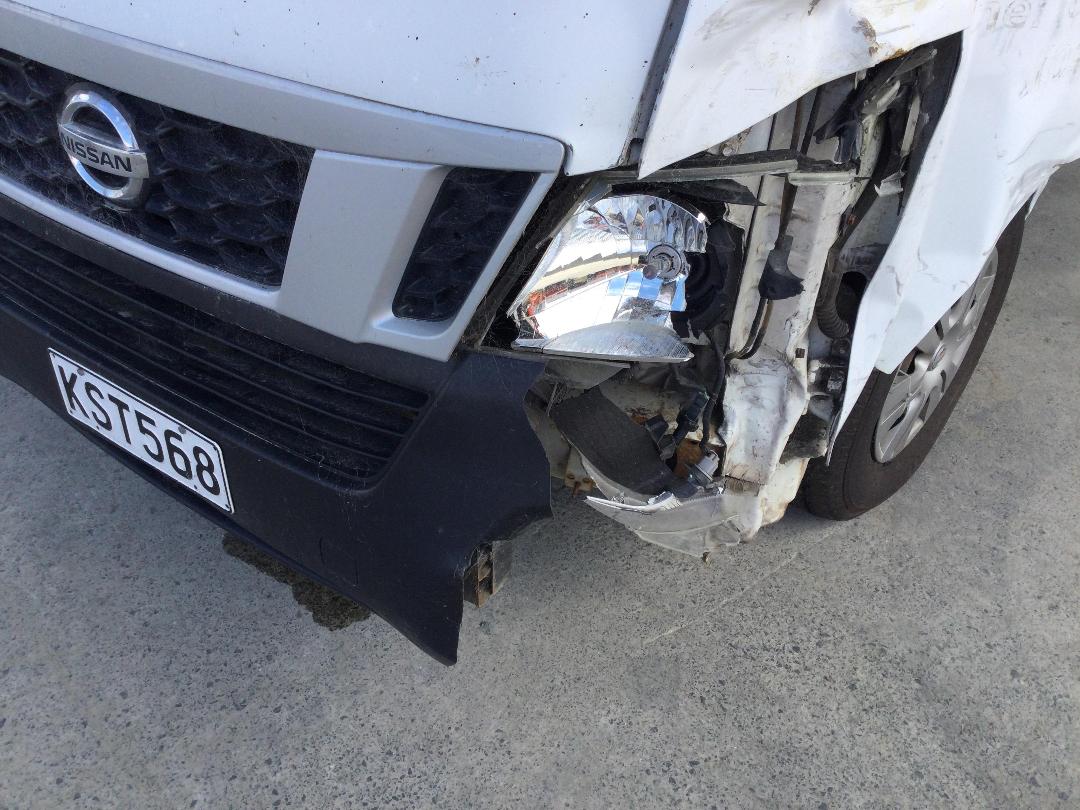 Photo '9' of Nissan NV350 Caravan Photo '9' of Nissan NV350 Caravan