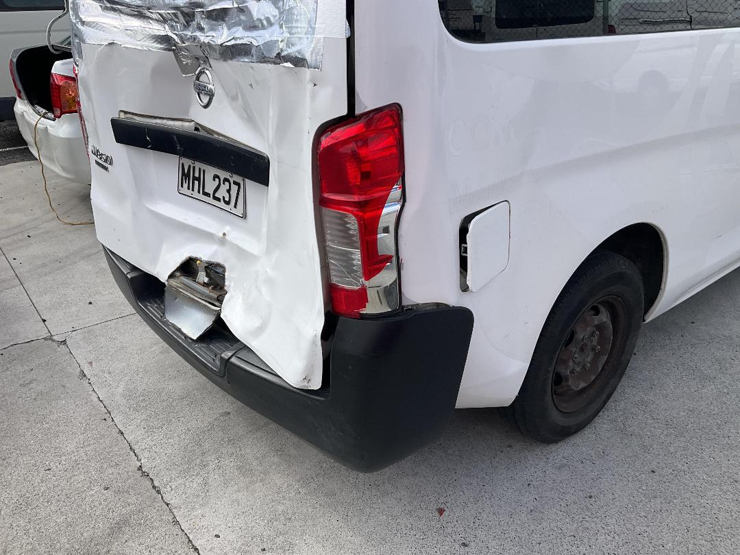 Photo '5' of Nissan NV350 Caravan