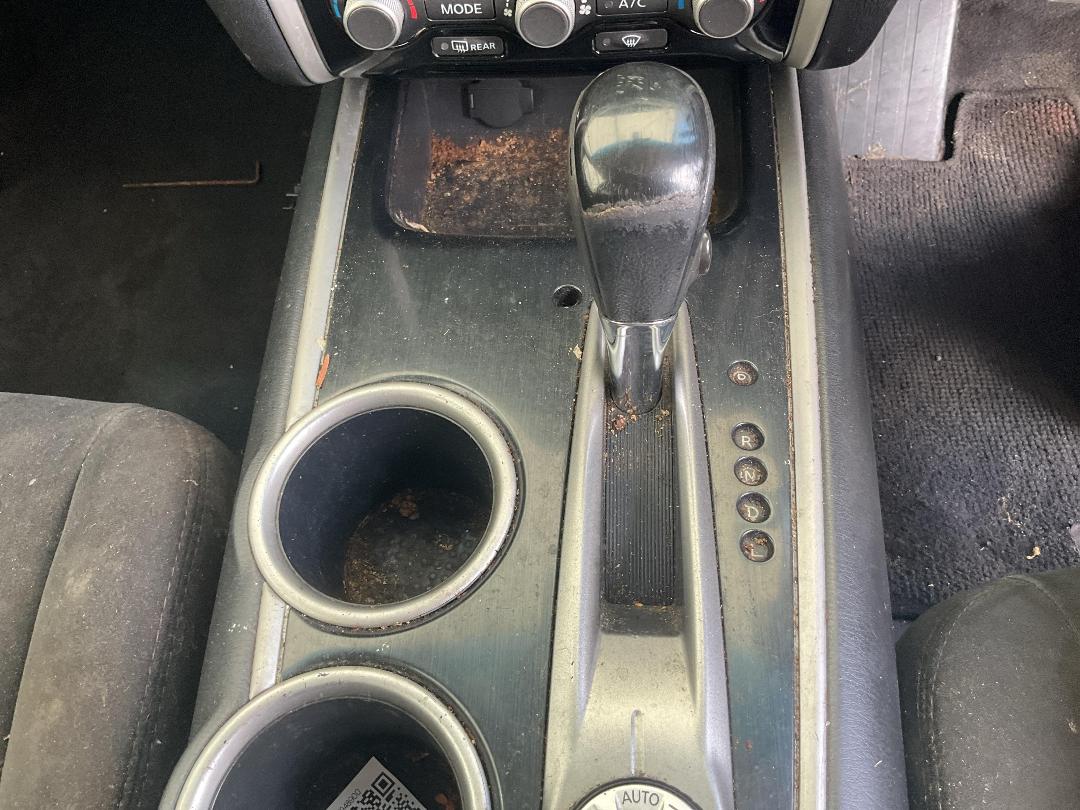 Photo '11' of Nissan Pathfinder ST Photo '11' of Nissan Pathfinder ST