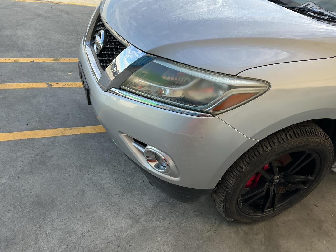 Photo '8' of Nissan Pathfinder TI