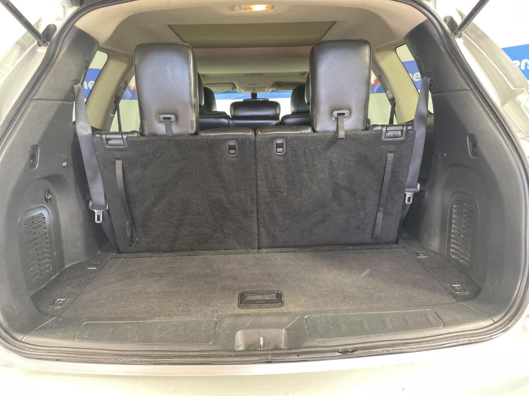 Photo '12' of Nissan Pathfinder TI Photo '12' of Nissan Pathfinder TI