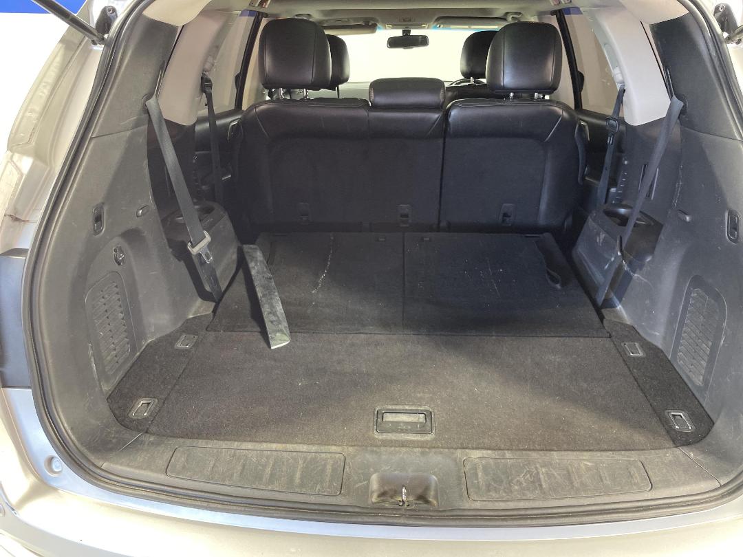 Photo '14' of Nissan Pathfinder Photo '14' of Nissan Pathfinder