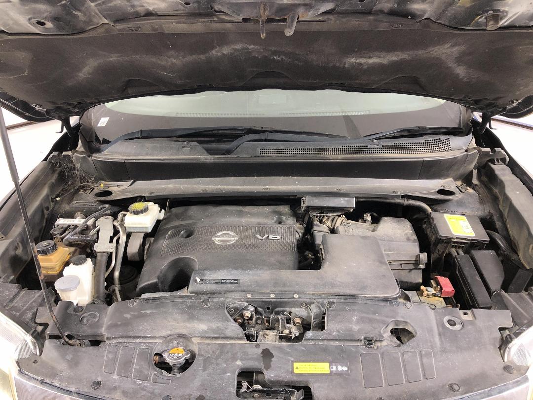 Photo '13' of Nissan Pathfinder Photo '13' of Nissan Pathfinder