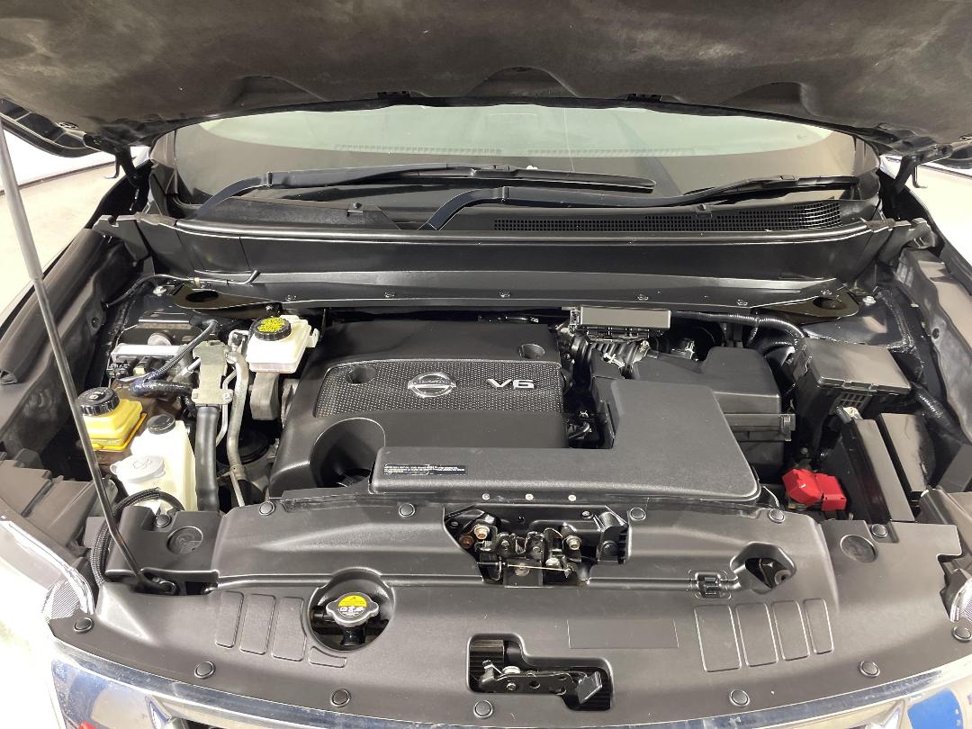 Photo '13' of Nissan Pathfinder Photo '13' of Nissan Pathfinder