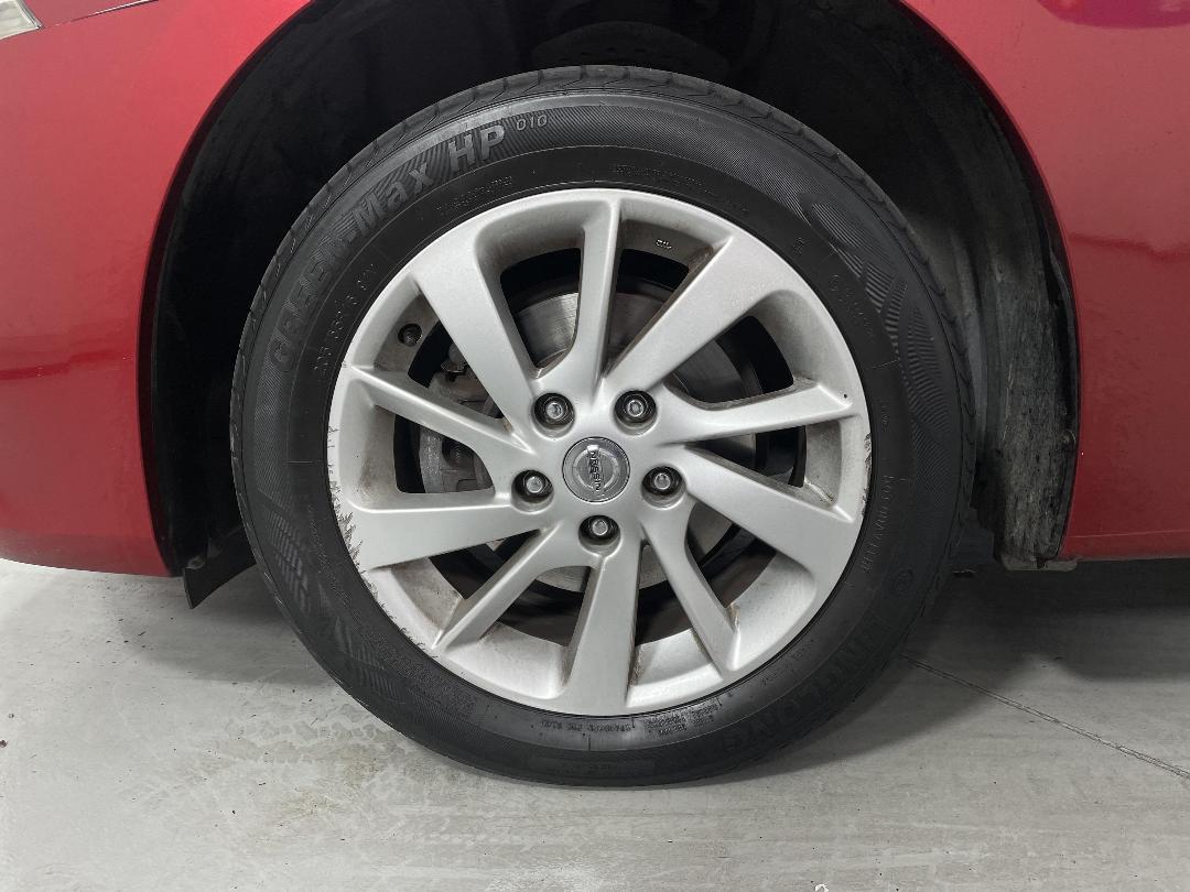 Photo '10' of Nissan Pulsar Photo '10' of Nissan Pulsar