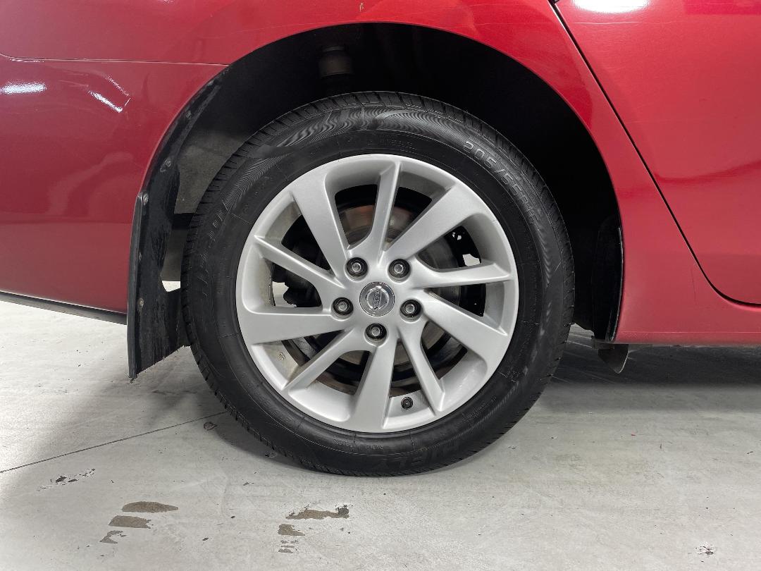 Photo '12' of Nissan Pulsar Photo '12' of Nissan Pulsar