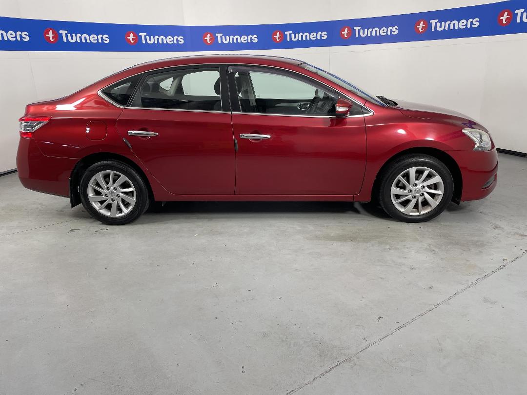 Photo '23' of Nissan Pulsar Photo '23' of Nissan Pulsar