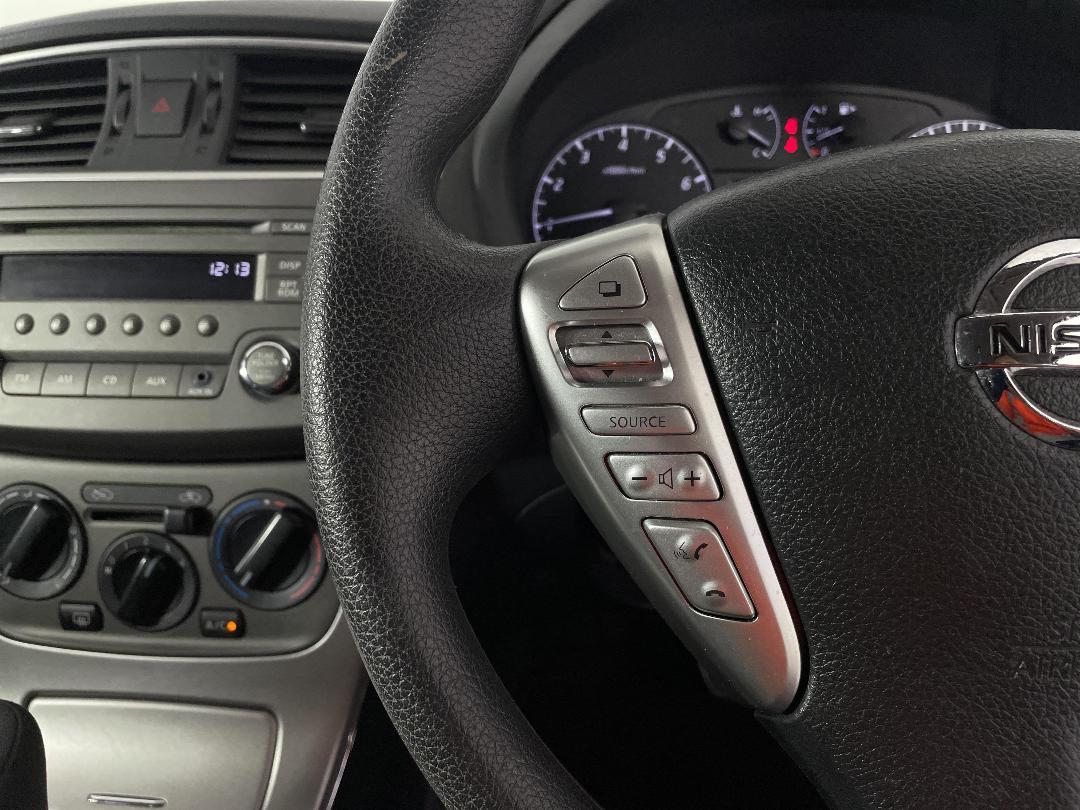 Photo '25' of Nissan Pulsar Photo '25' of Nissan Pulsar