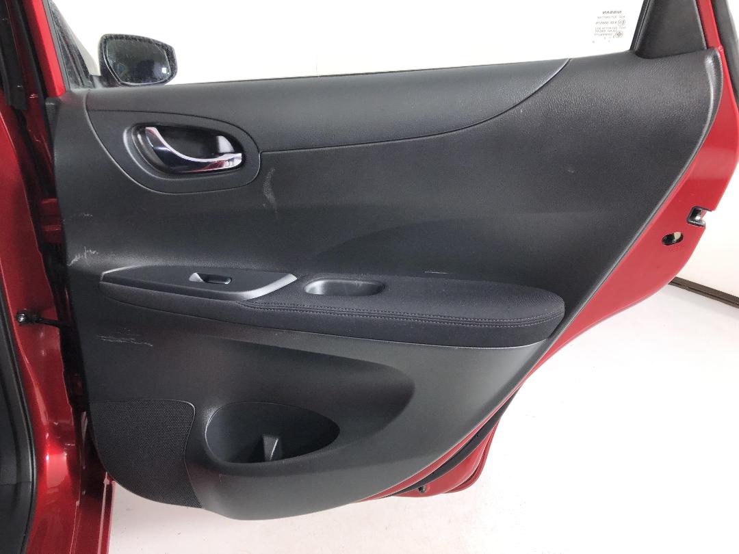 Photo '19' of Nissan Pulsar Photo '19' of Nissan Pulsar