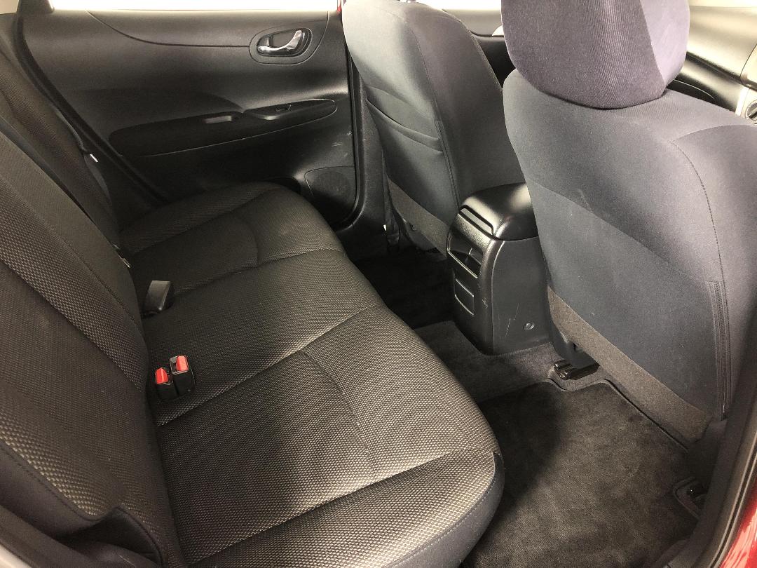 Photo '20' of Nissan Pulsar Photo '20' of Nissan Pulsar