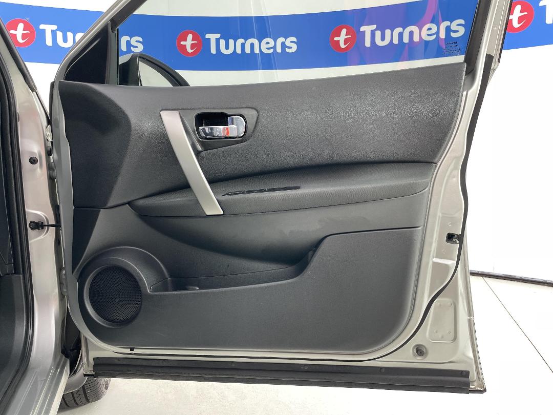 Photo '13' of Nissan Qashqai TI