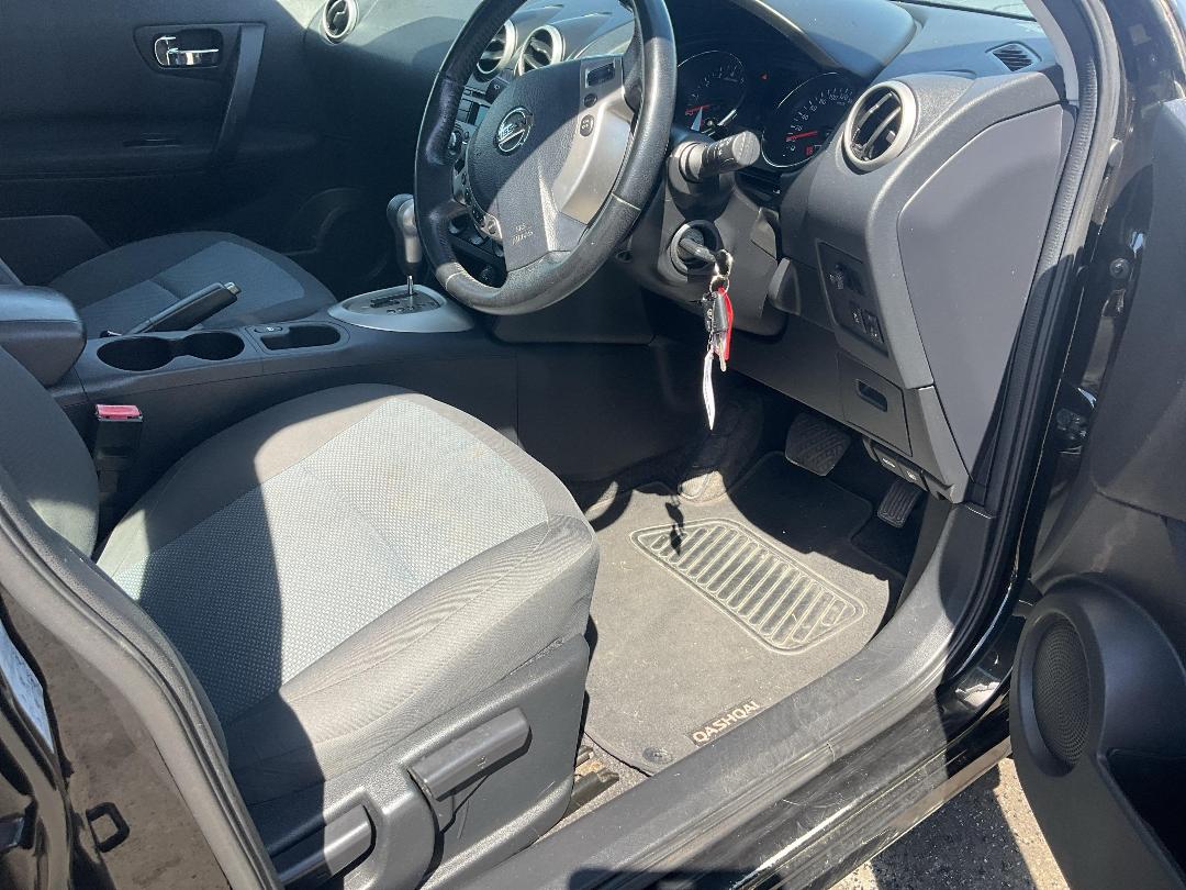 Photo '12' of Nissan Qashqai ST Photo '12' of Nissan Qashqai ST