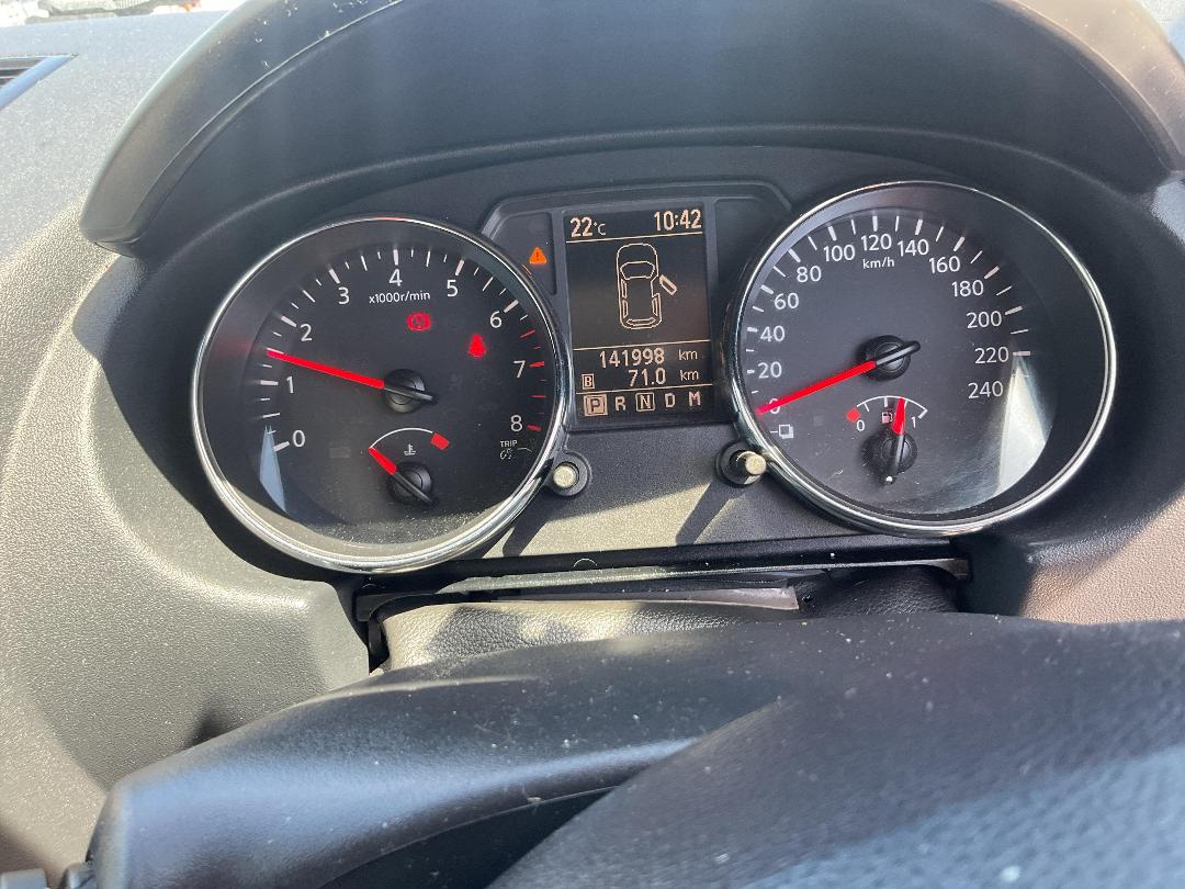 Photo '15' of Nissan Qashqai ST Photo '15' of Nissan Qashqai ST