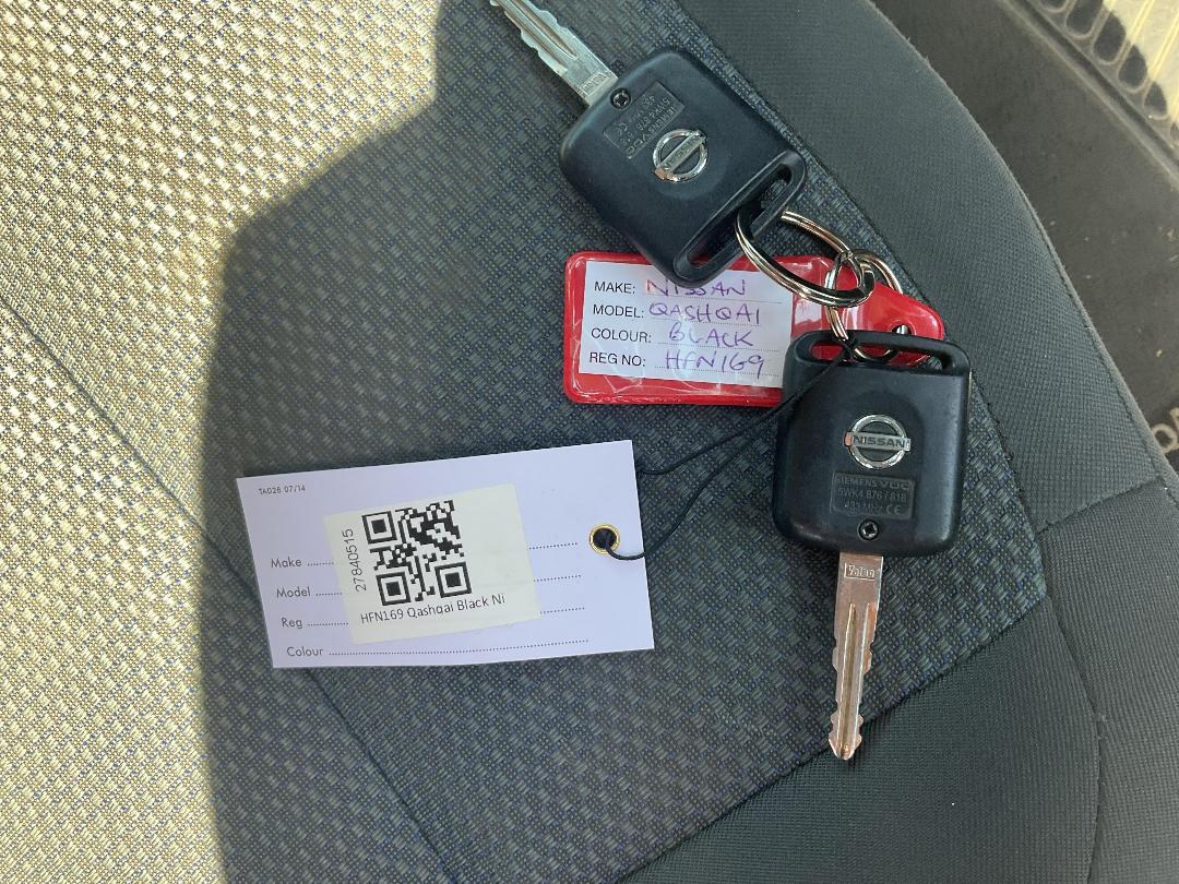 Photo '14' of Nissan Qashqai ST Photo '14' of Nissan Qashqai ST