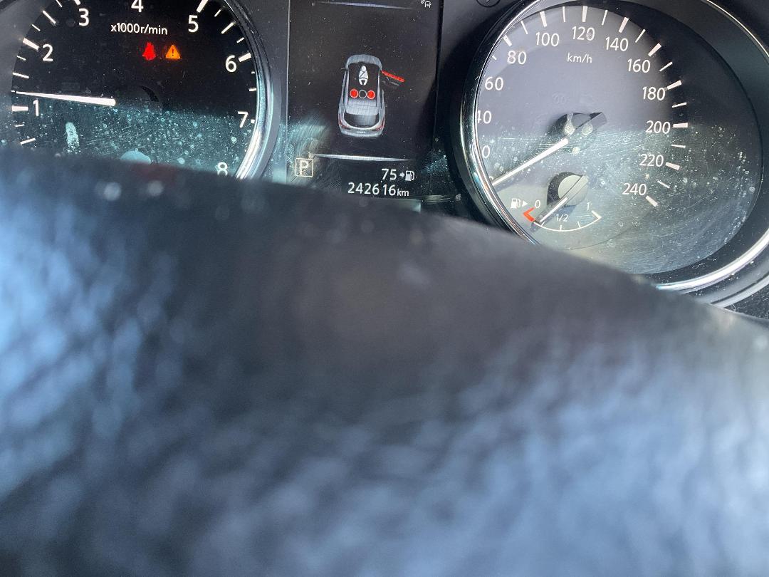 Photo '8' of Nissan Qashqai TI Photo '8' of Nissan Qashqai TI