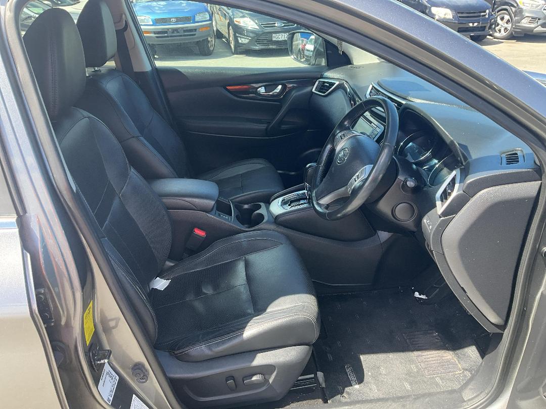 Photo '9' of Nissan Qashqai TI Photo '9' of Nissan Qashqai TI