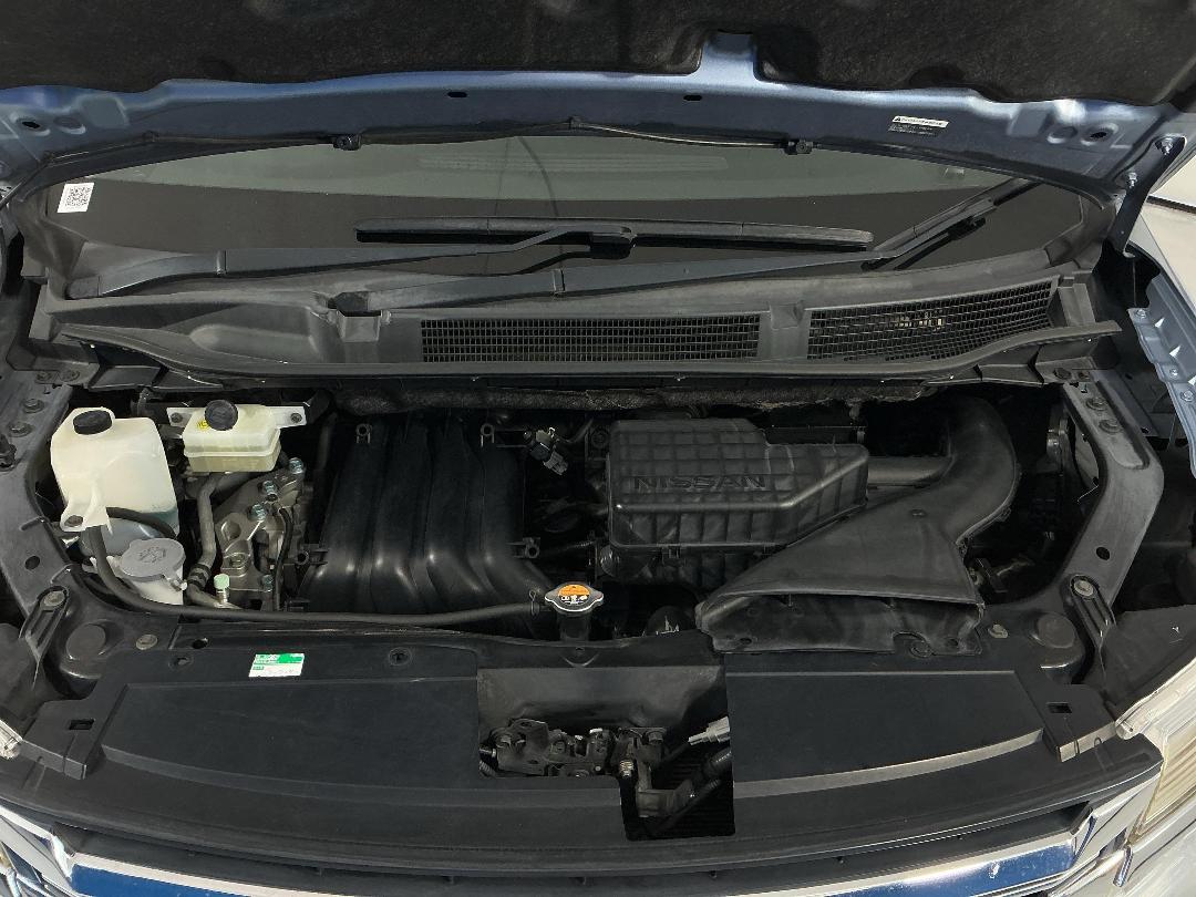 Photo '13' of Nissan Serena