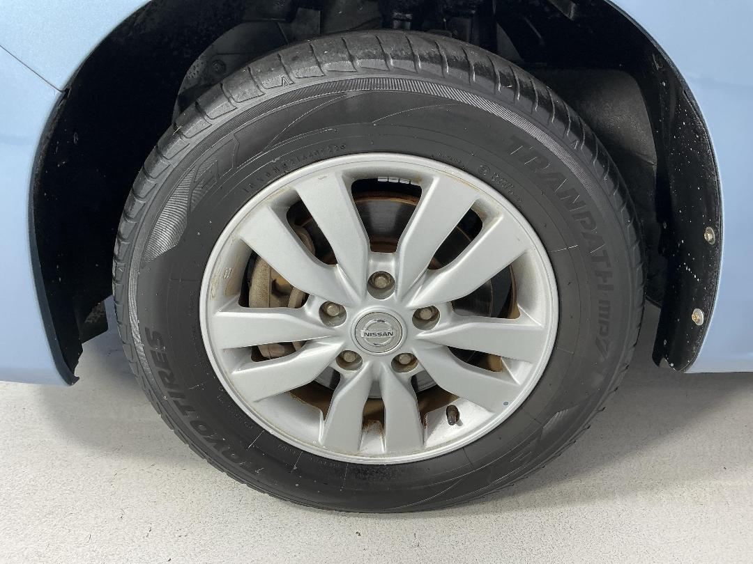 Photo '10' of Nissan Serena