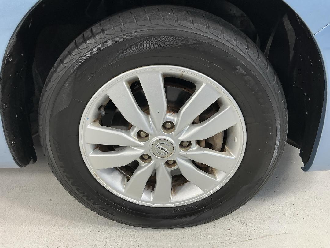 Photo '9' of Nissan Serena