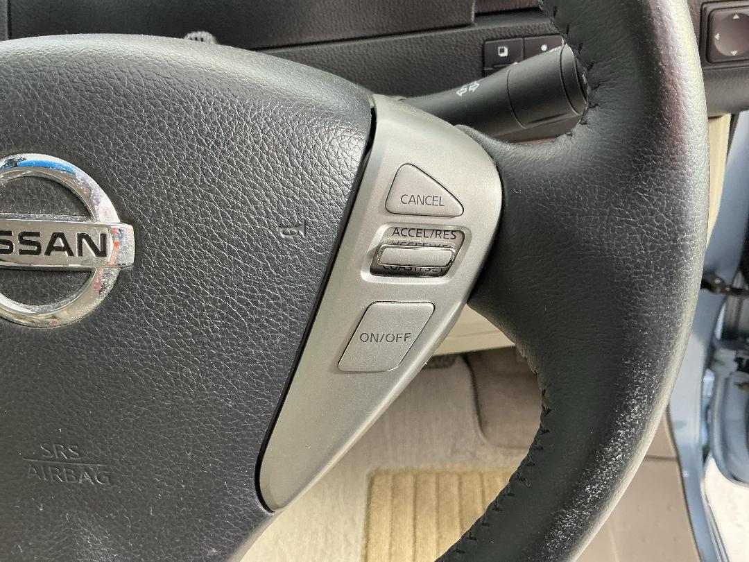 Photo '22' of Nissan Serena