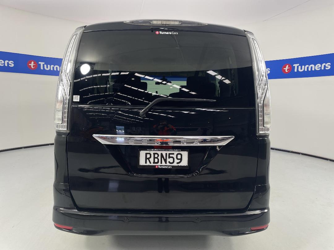 Photo '6' of Nissan Serena