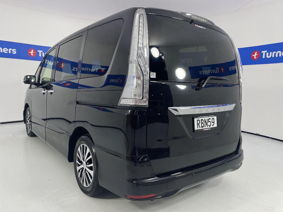 Photo '5' of Nissan Serena