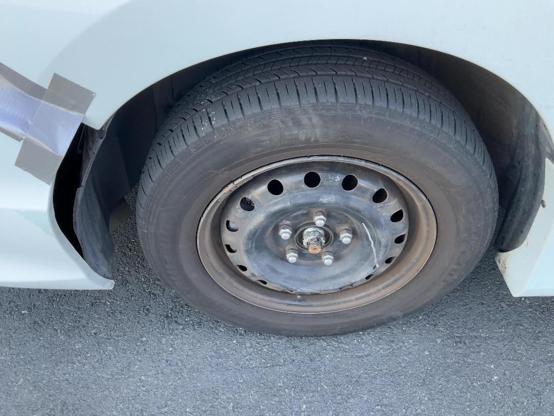 Photo '10' of Nissan Serena Photo '10' of Nissan Serena