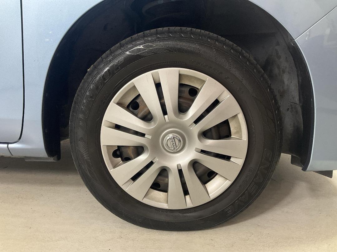 Photo '9' of Nissan Serena