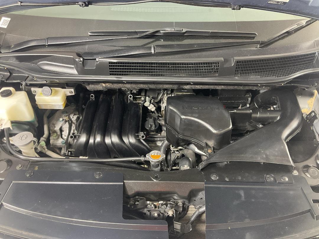 Photo '13' of Nissan Serena