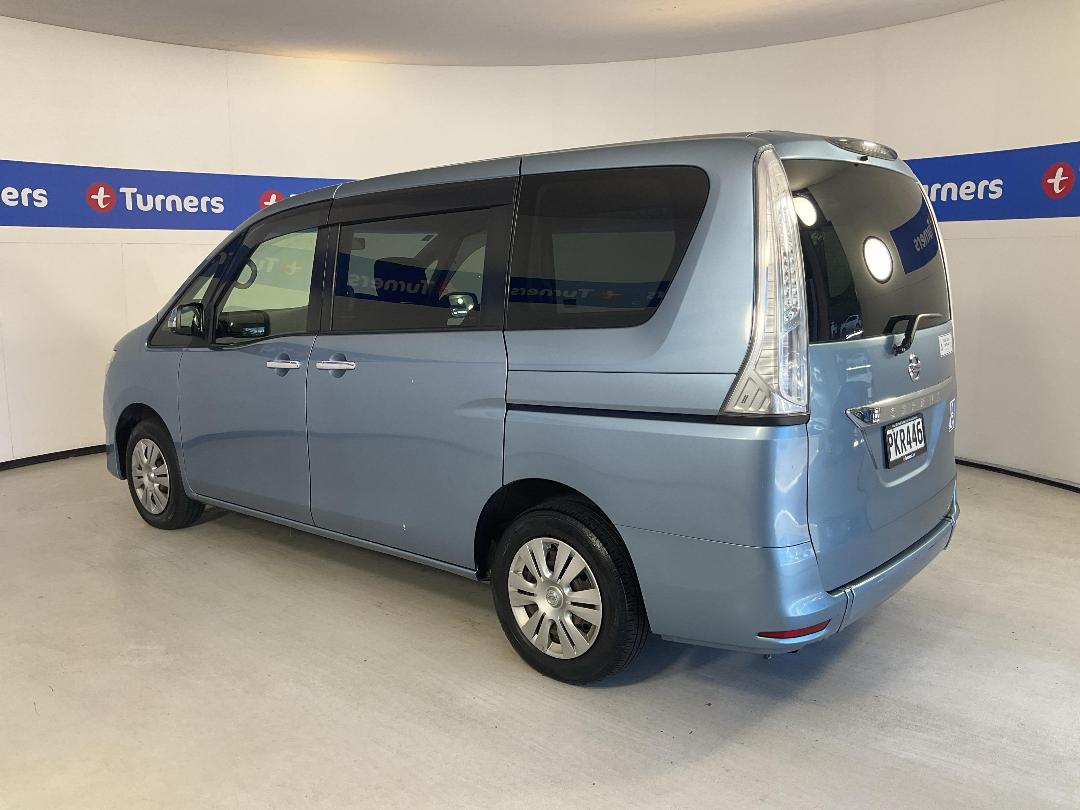 Photo '5' of Nissan Serena