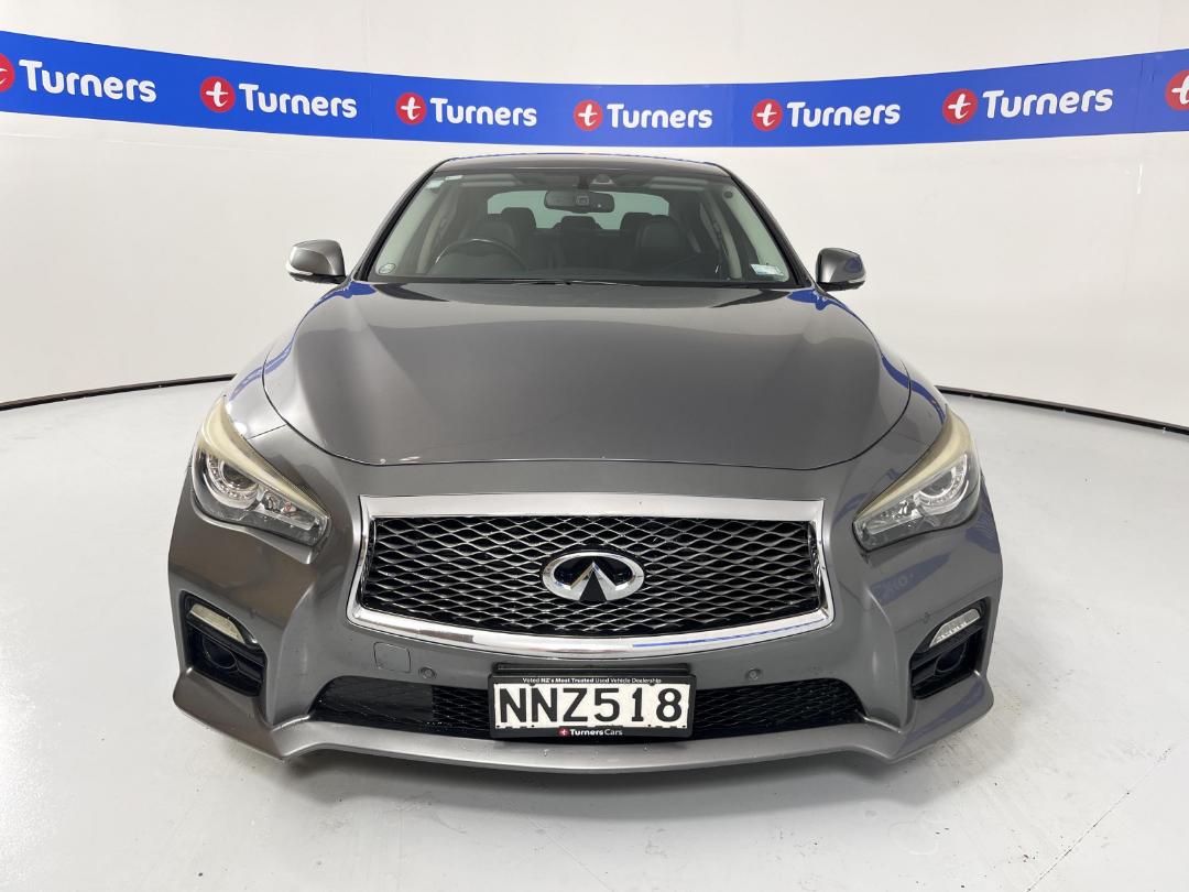 Photo '2' of Nissan Skyline