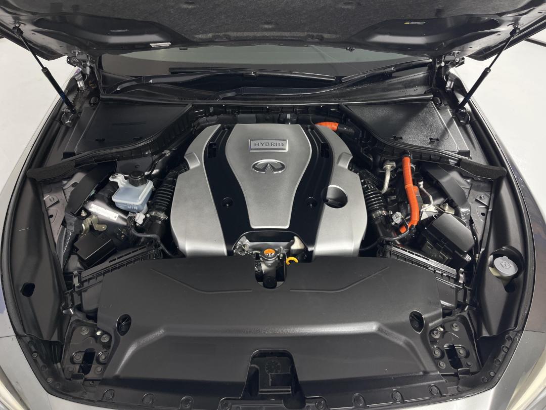 Photo '13' of Nissan Skyline