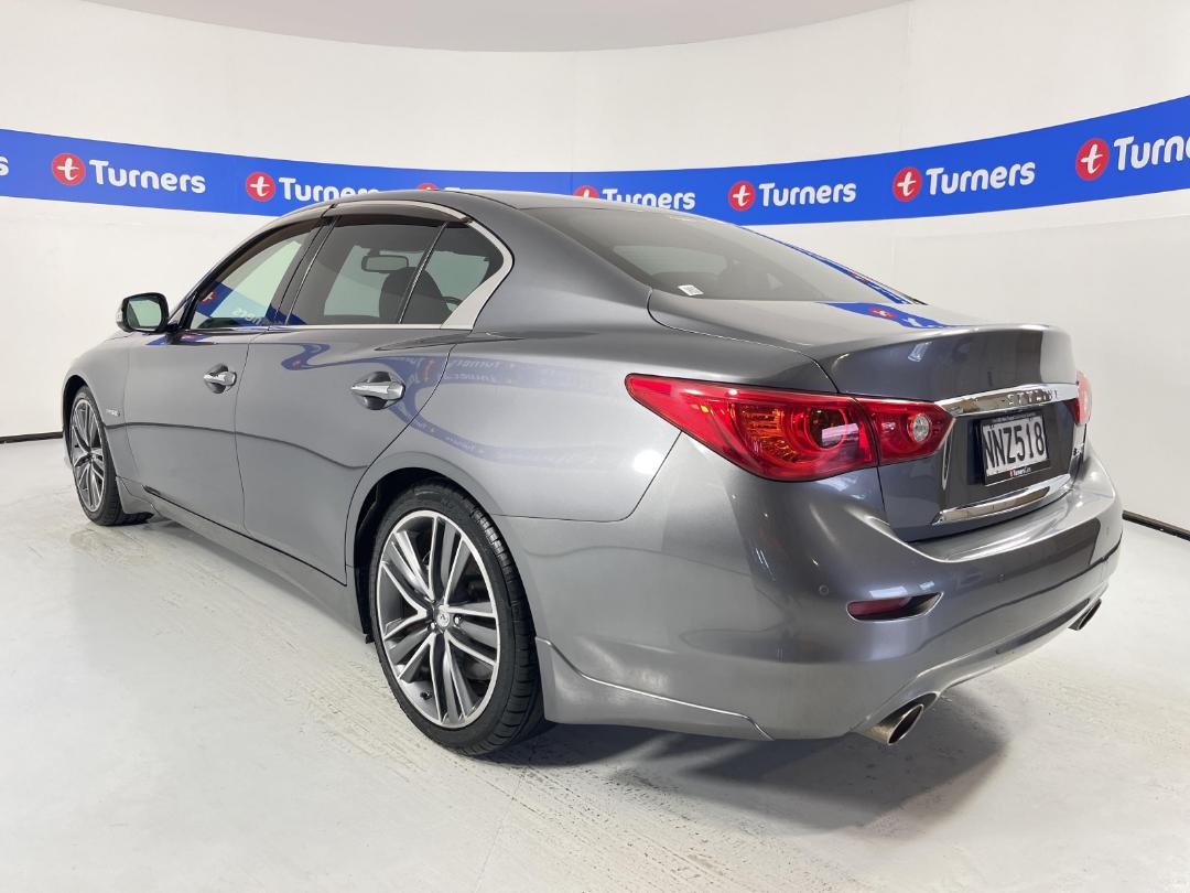 Photo '5' of Nissan Skyline