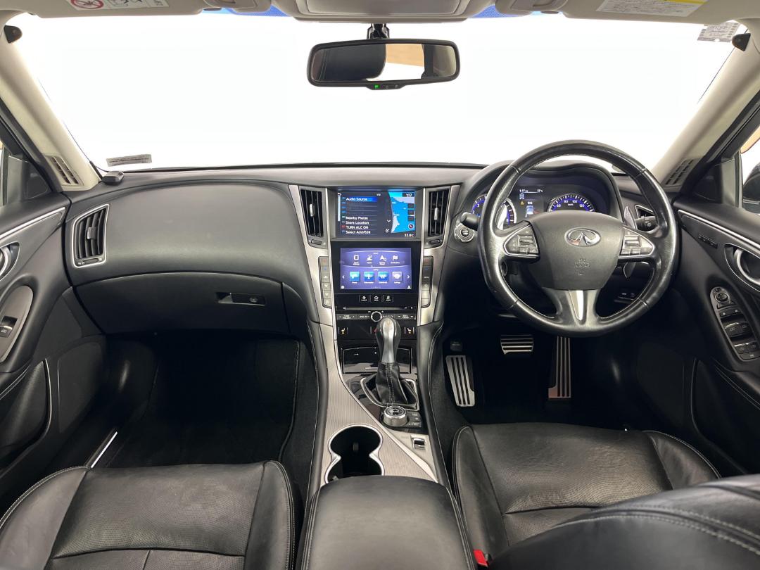 Photo '17' of Nissan Skyline