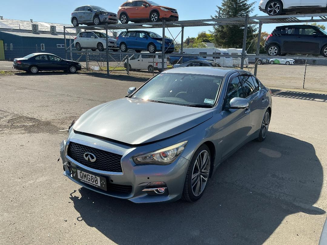 Photo '3' of Nissan Skyline 350GT Hybrid Photo '3' of Nissan Skyline 350GT Hybrid