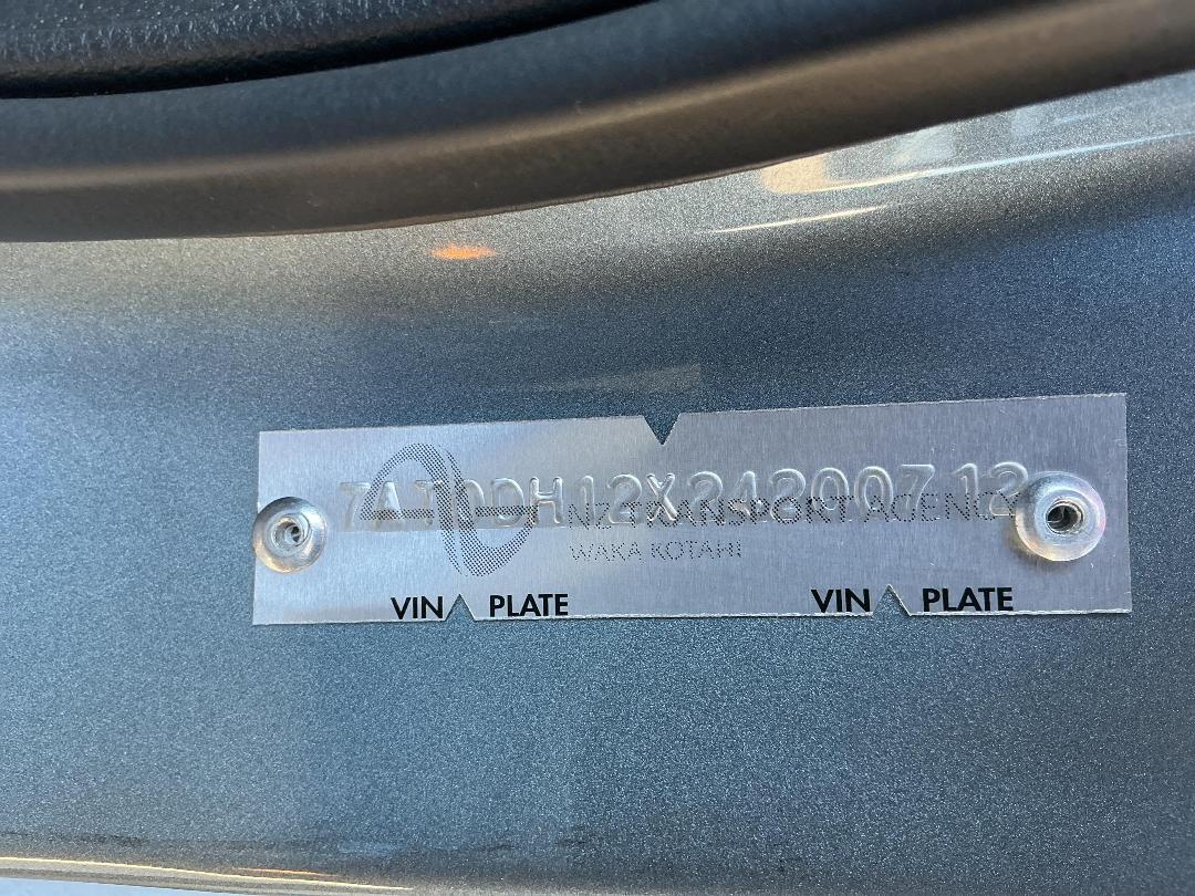 Photo '12' of Nissan Skyline 350GT Hybrid Photo '12' of Nissan Skyline 350GT Hybrid