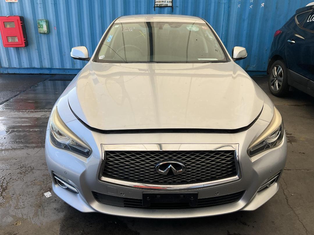 Photo '2' of Nissan Skyline 350GT Hybrid