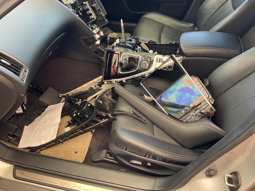 Photo '18' of Nissan Skyline 350GT Hybrid