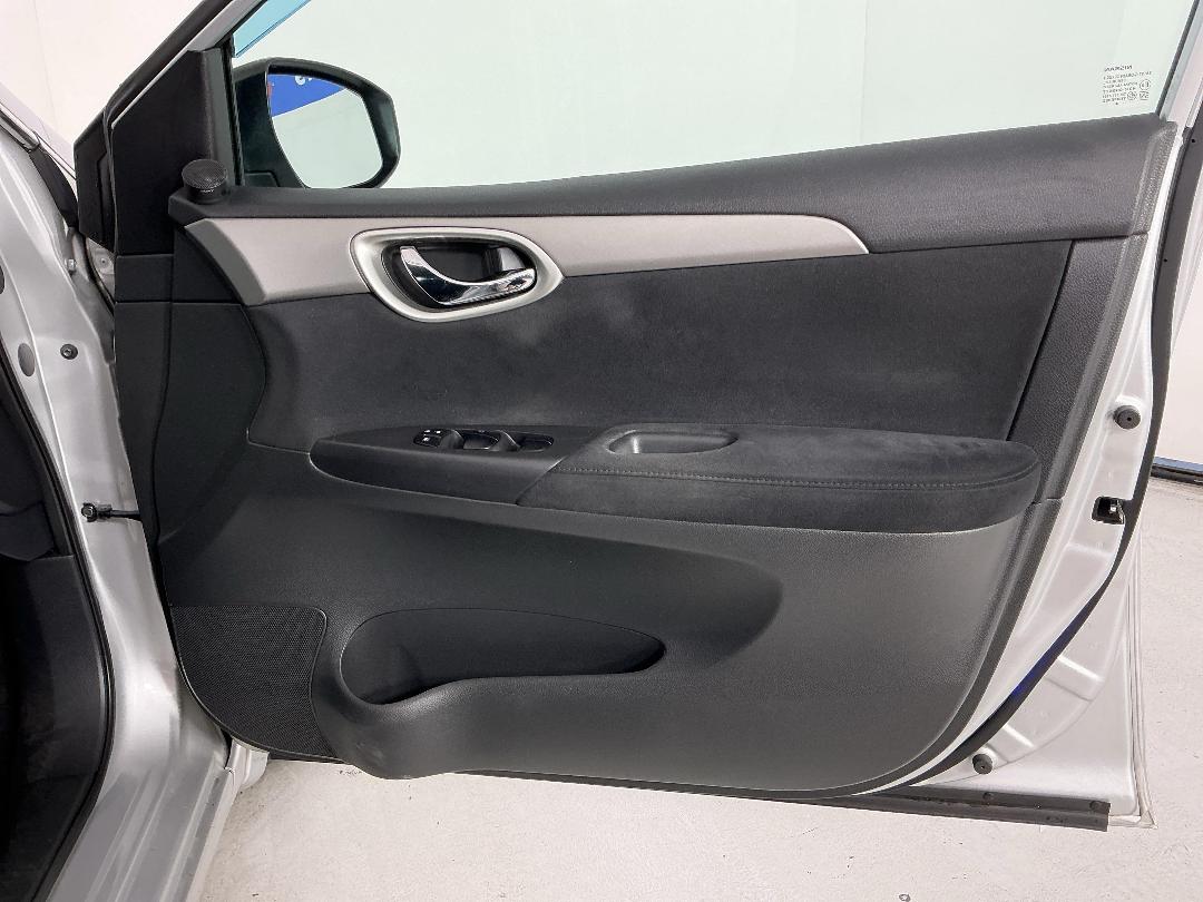 Photo '15' of Nissan Sylphy