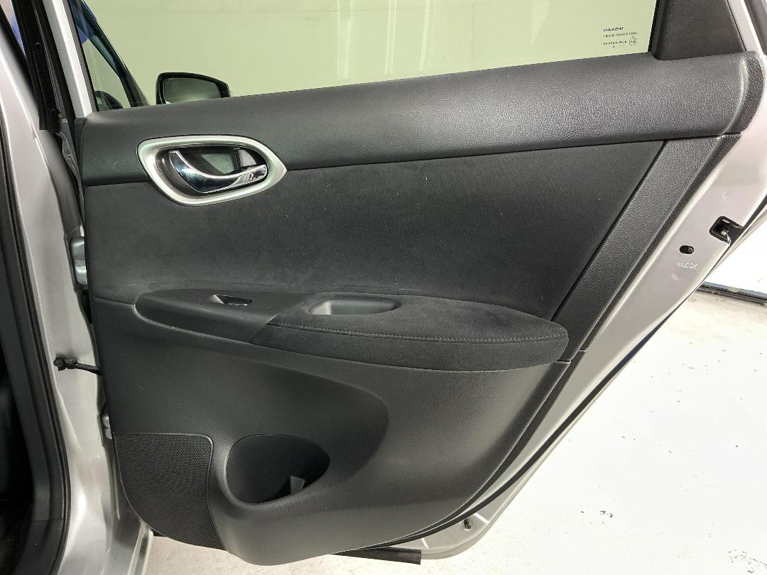 Photo '19' of Nissan Sylphy