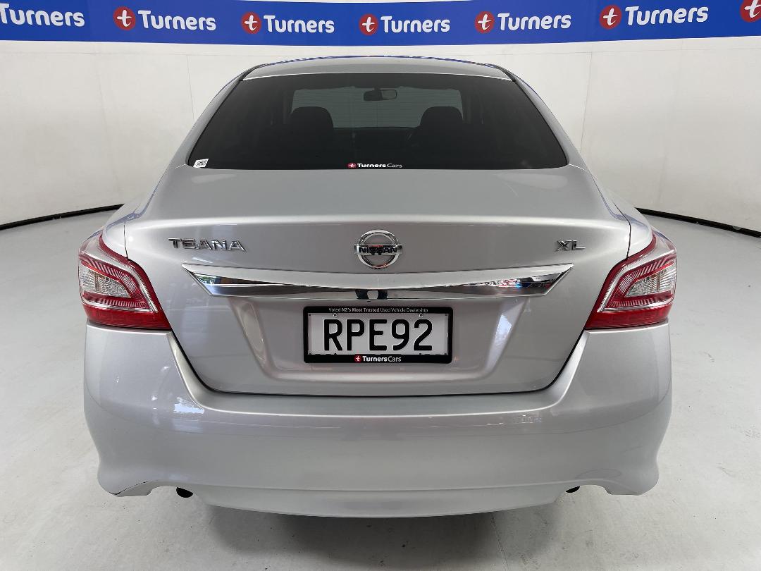 Photo '6' of Nissan Teana