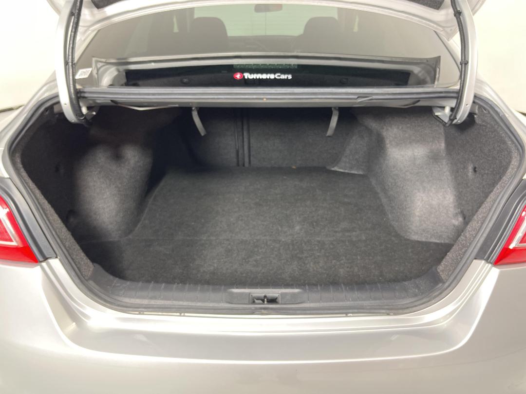 Photo '14' of Nissan Teana