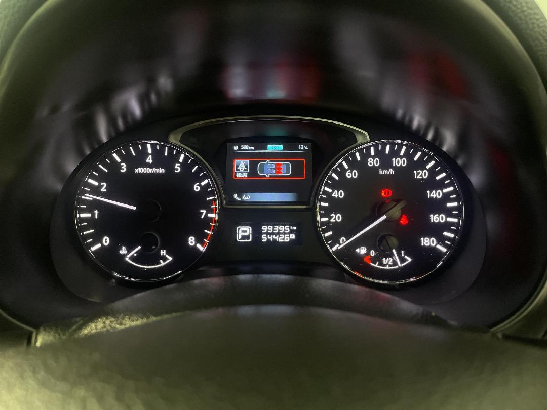 Photo '21' of Nissan Teana