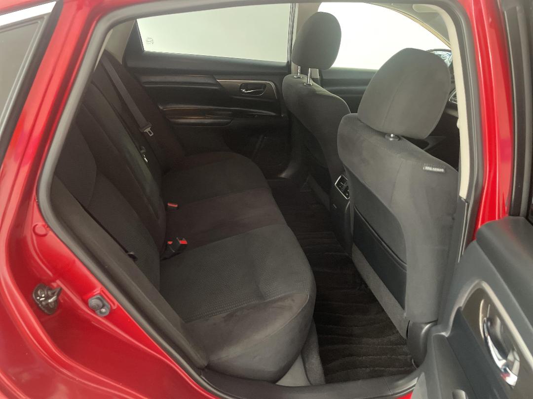 Photo '20' of Nissan Teana