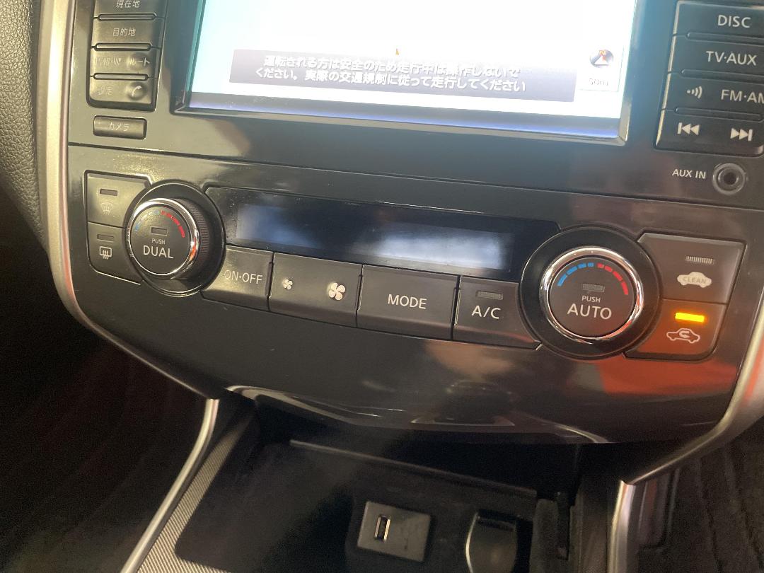 Photo '31' of Nissan Teana