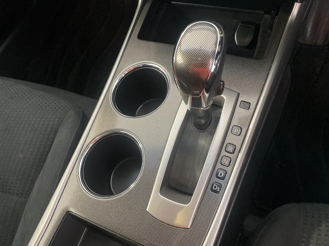 Photo '32' of Nissan Teana